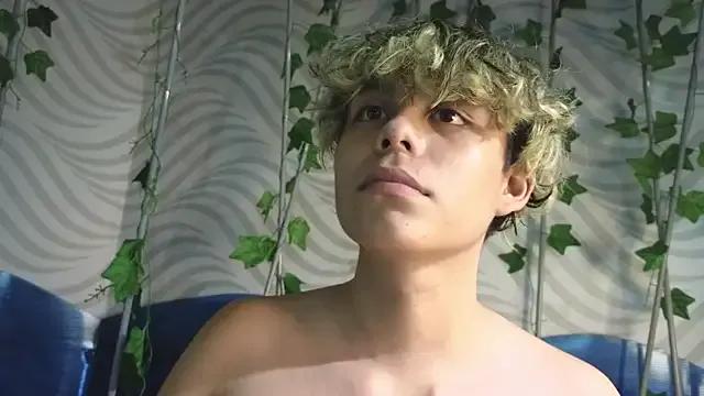 nathan_bell on StripChat