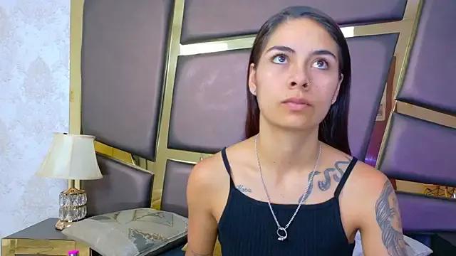 NicoleEsposito on StripChat