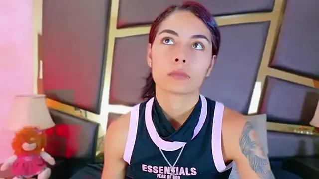 NicoleEsposito on StripChat