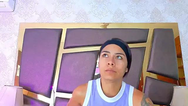 NicoleEsposito on StripChat