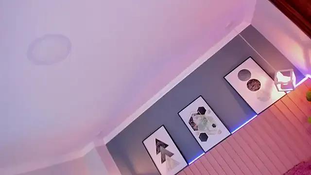 Nina_Ford — Freechat on StripChat