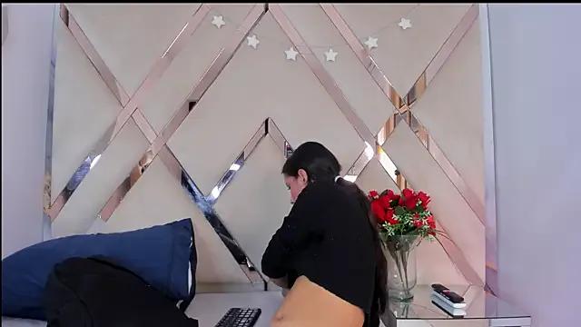 ninaht — OPEN PUSSY FINERS INSIDE IN PUSSY