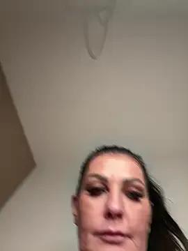 Nola_Luxx-offiziell on StripChat