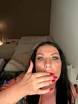 Nola_Luxx-offiziell on StripChat