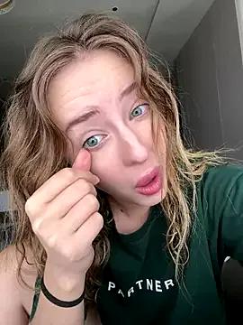 Nura_n_Sarah on StripChat