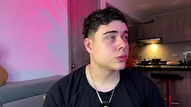 odin_blake on StripChat