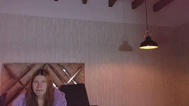 Olivia11_ on StripChat