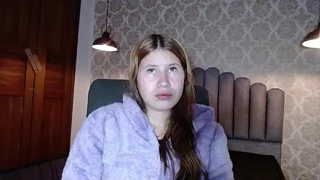 Olivia11_ on StripChat