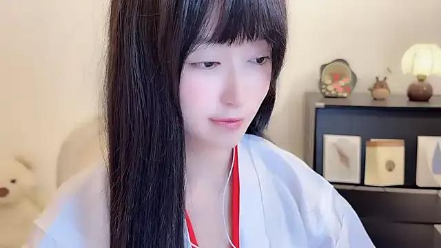 Onechestnut on StripChat