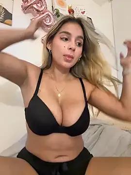 oriana_zoeee — Play boobs