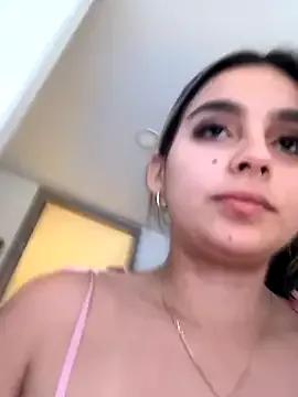 oriana_zoeee on StripChat