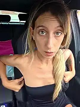 PetiteSecrets on StripChat