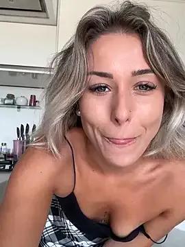 petrouchkaaa_ on StripChat