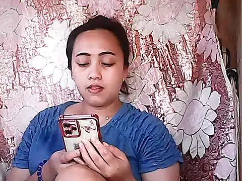 Pinay_Chubby20 on StripChat