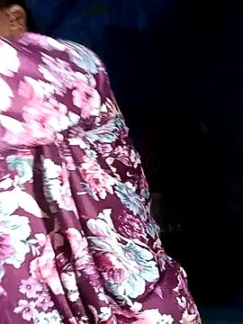 Pinki_thakur_1 on StripChat