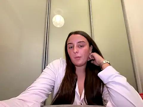 Playfulvixen25 on StripChat