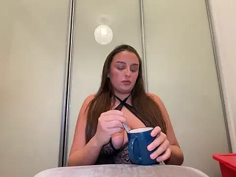 Playfulvixen25 on StripChat