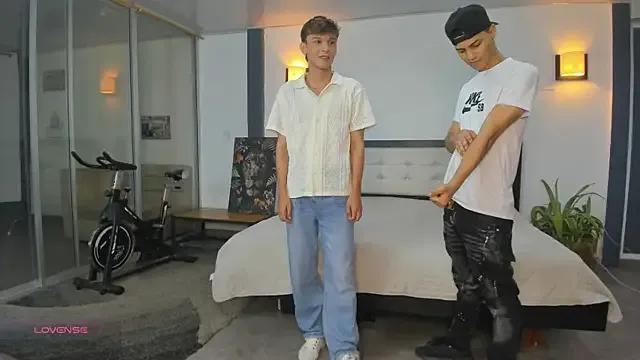 Playhardsexx on StripChat