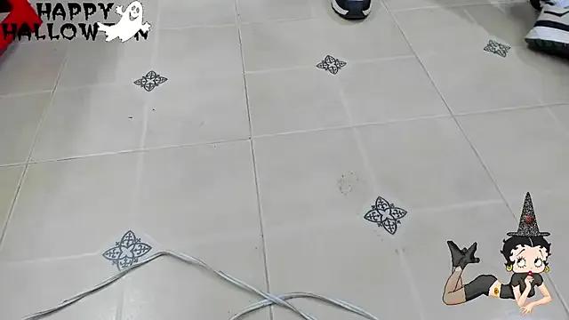 playsgirlhot on StripChat