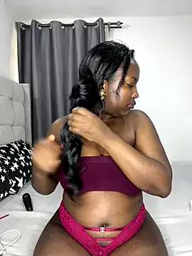 prettiepearl on StripChat