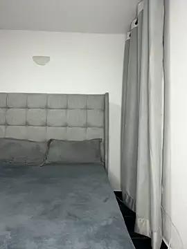 prettiepearl on StripChat