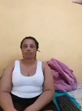 Prettyboobiesx on StripChat