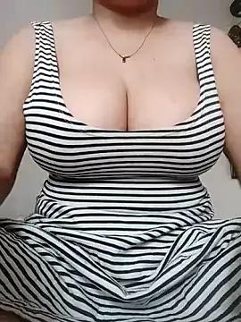 priya_hot_69 on StripChat