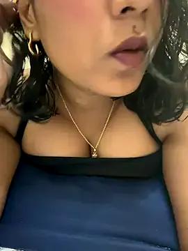 priyadevi17 on StripChat
