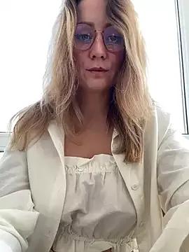 Puzdosia on StripChat