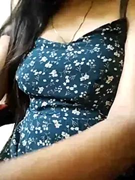 Quinn_SAHIBAA on StripChat