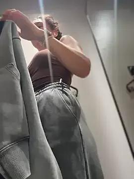 QuitieLia on StripChat