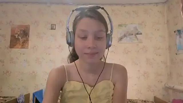 QutieDaSweet on StripChat