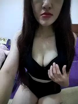 Quynhbabysexy on StripChat