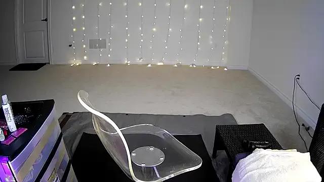 Ravishing_Roma on StripChat