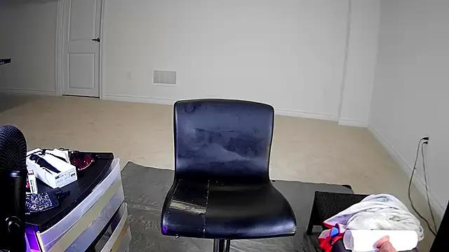 Ravishing_Roma on StripChat