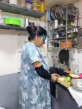 RDX_COUPLE on StripChat