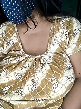 Realangel_9 on StripChat