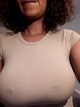 realsquirter on StripChat