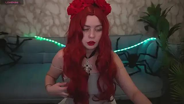 RedDoll_ on StripChat