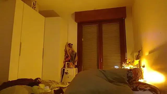 Regina_5 on StripChat