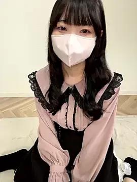 Reina_cute_00_ on StripChat