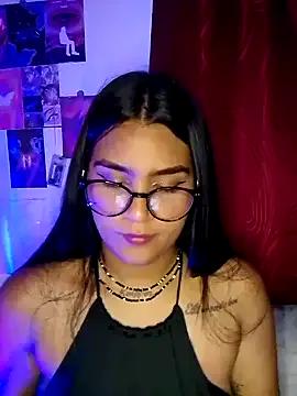 Renata_Zoe on StripChat