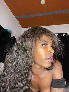 Richchocolatesweet_ on StripChat