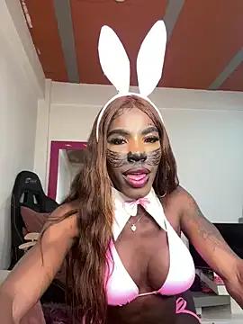 Richchocolatesweet_ on StripChat
