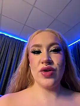 RollDolls on StripChat