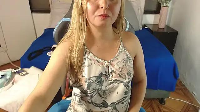 rose_meyer on StripChat