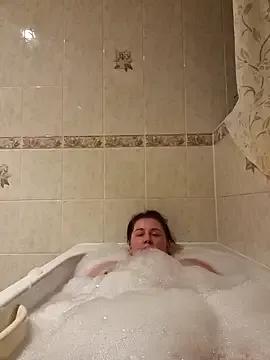 RosieMilff — Wanna see me tease this pussy 