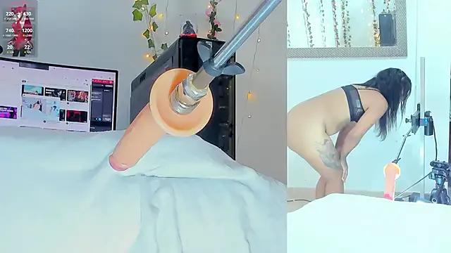 Rosy_Emely on StripChat