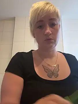 Rozendefotz on StripChat