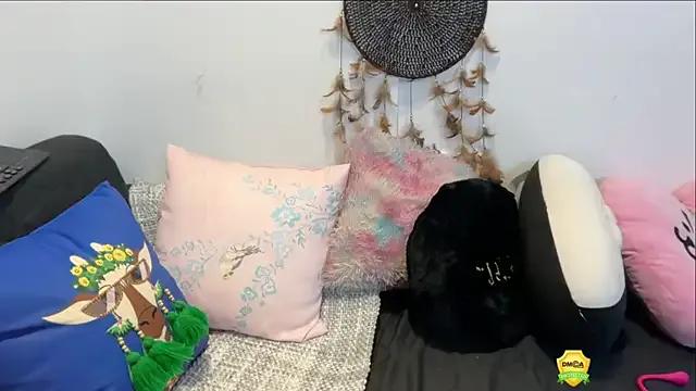 Saasybooo on StripChat